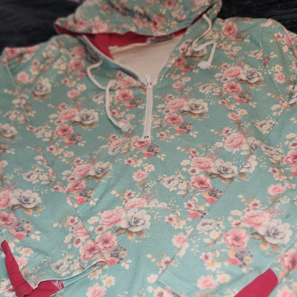 Floral Hoodie. Sz. 1x